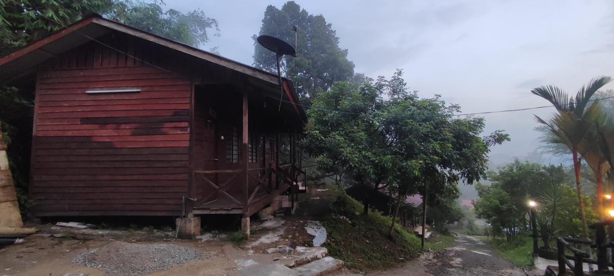 Panorama At Dpuncaklui - Kiambang Villa Hulu Langat Exterior photo